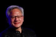 事业辉煌英伟达黄仁勋：编程人工智能如今就像训练一个人