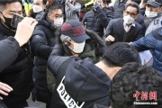 事业辉煌多次未经允许外出，“素媛案”凶手赵斗淳再次被拘留