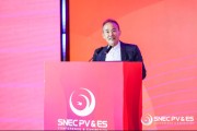 事业辉煌王石再谈万科：正在调整往前走，但绿色低碳方面是走在前面的